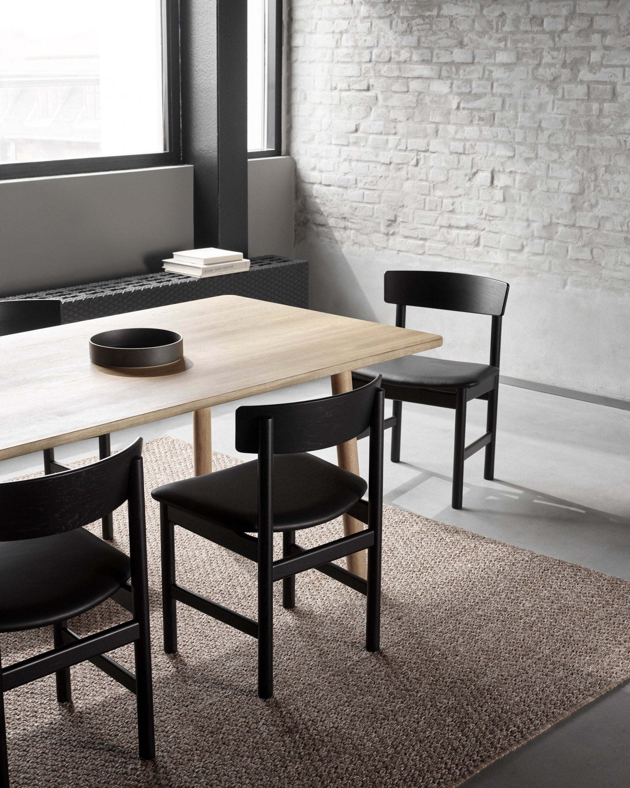 Taro dining table 220 cm