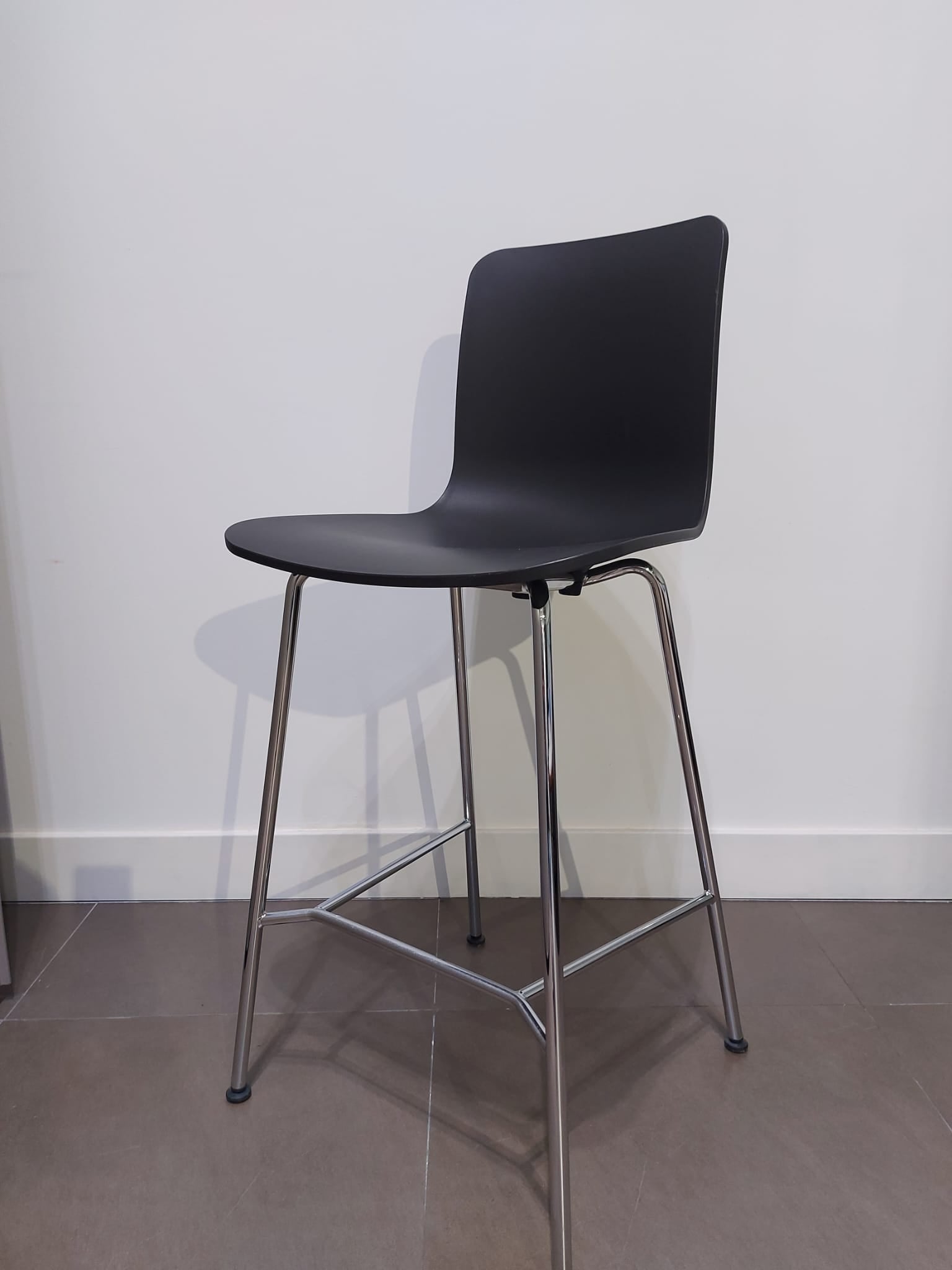 TABURETE ‘HAL’ VITRA