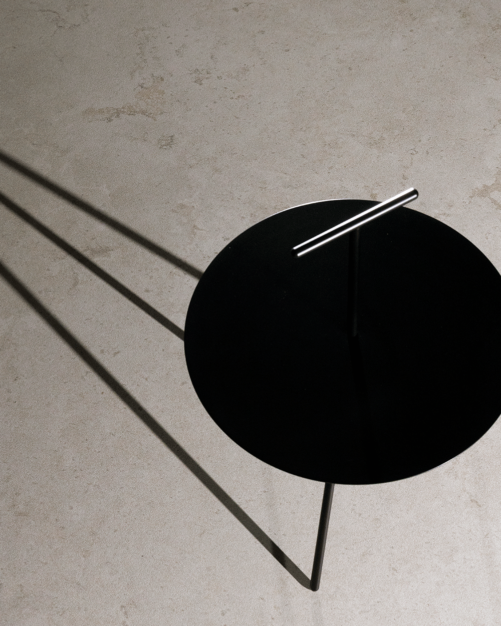 Verso Cross Cut porcelain flooring