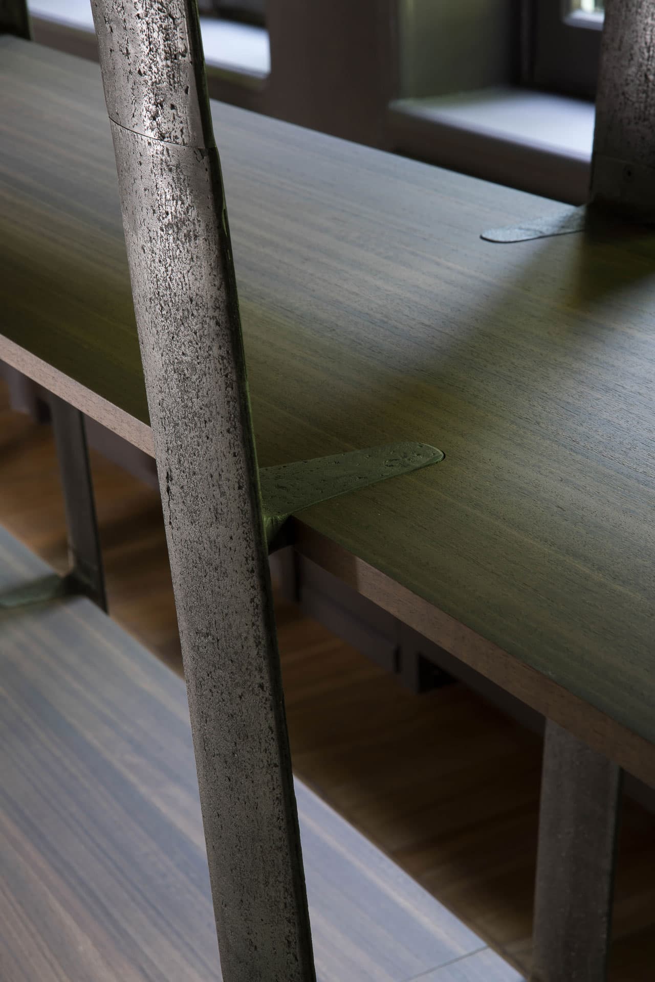 Web modular shelving