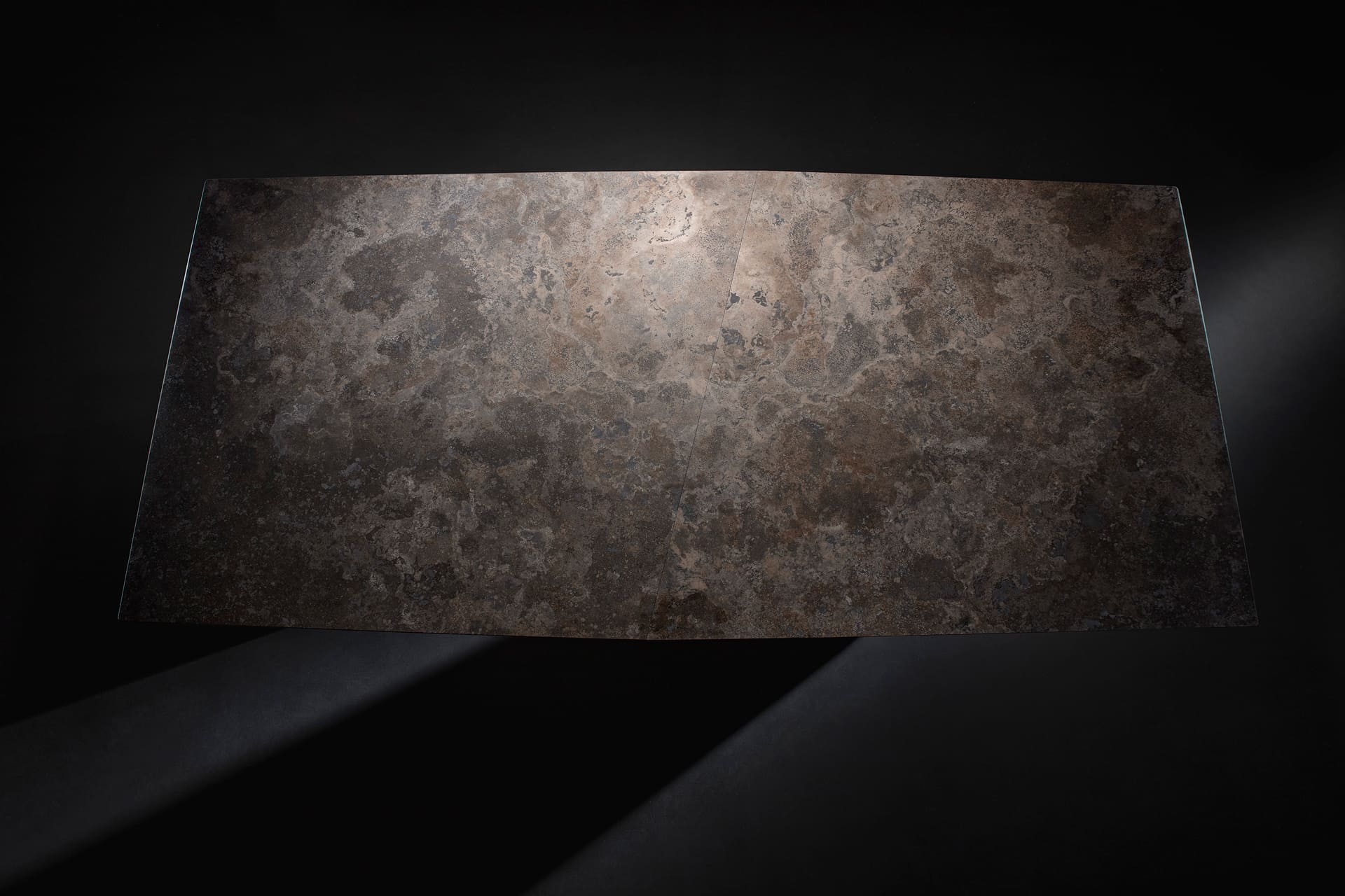 Mesa de comedor Sisma