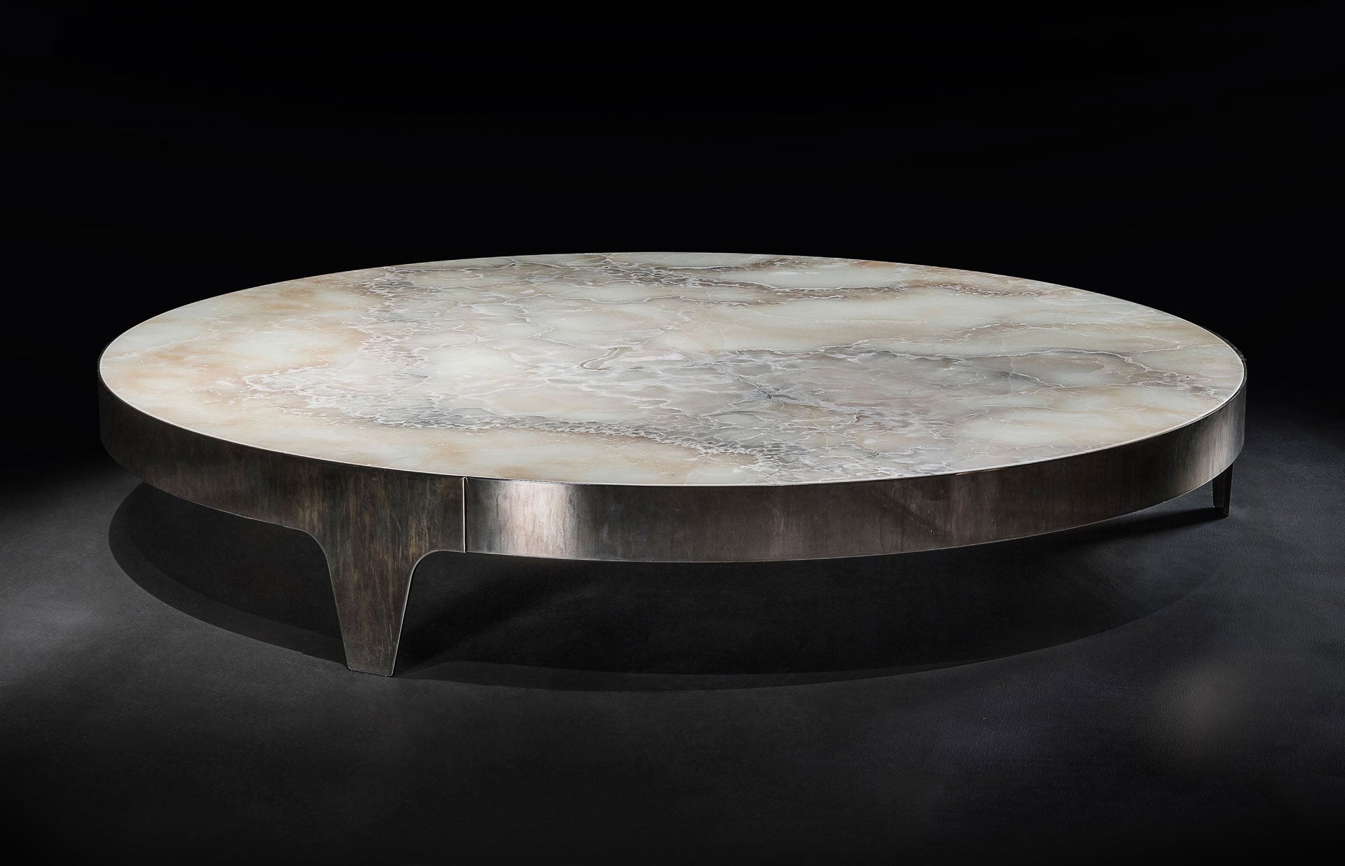 SR coffee table with stone surface