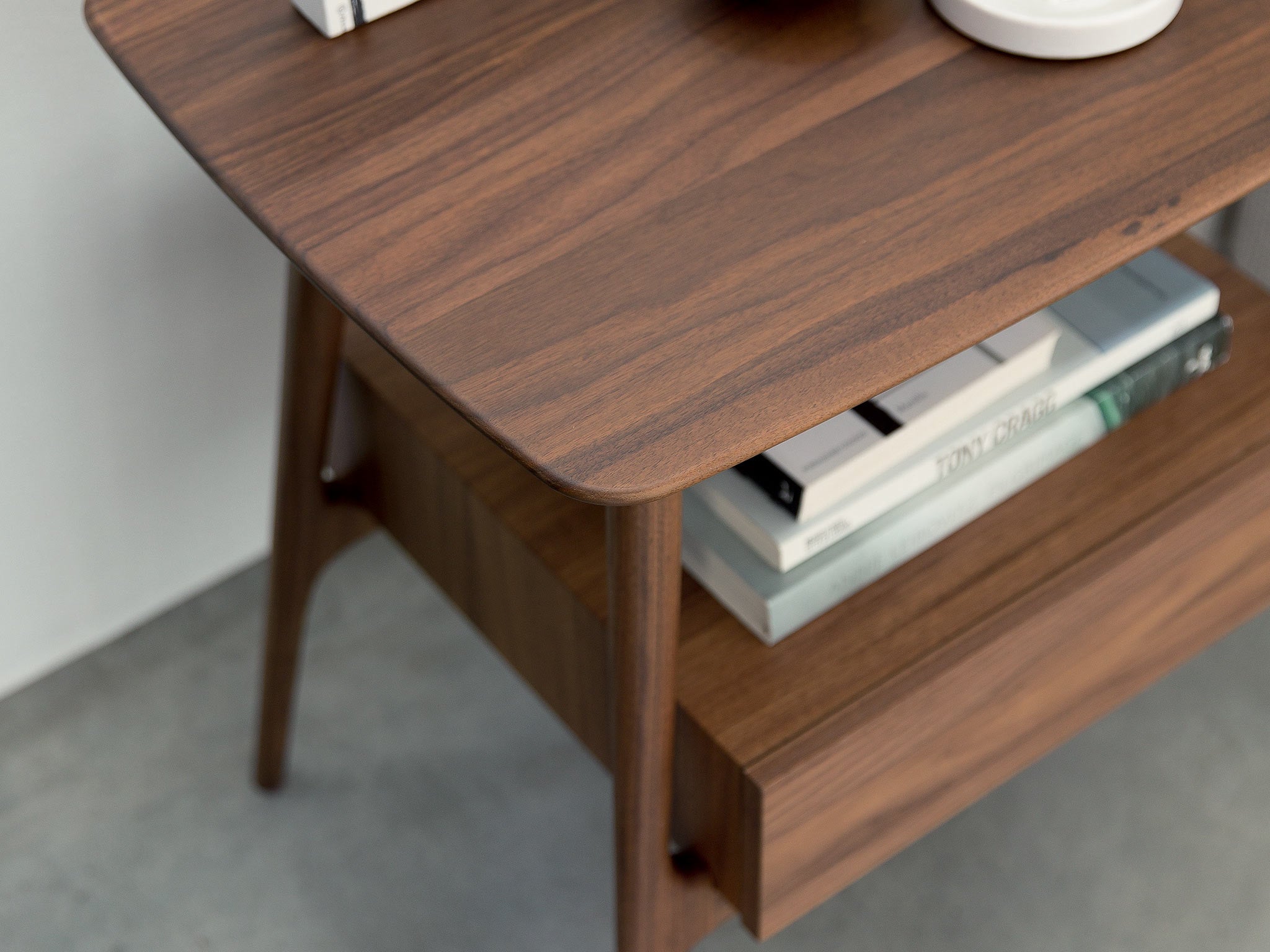 Bilot bedside table