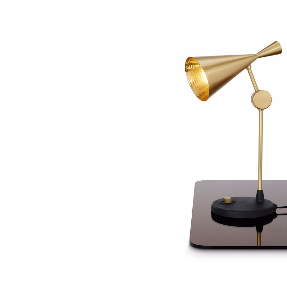 Lámpara de mesa Beat | Latón