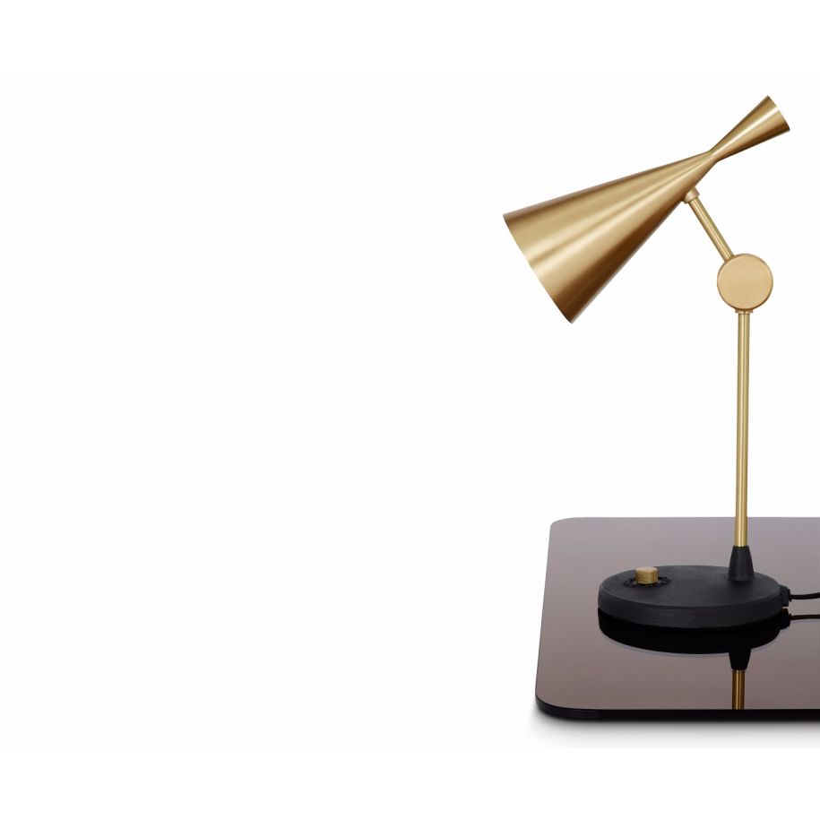 Lámpara de mesa Beat | Latón