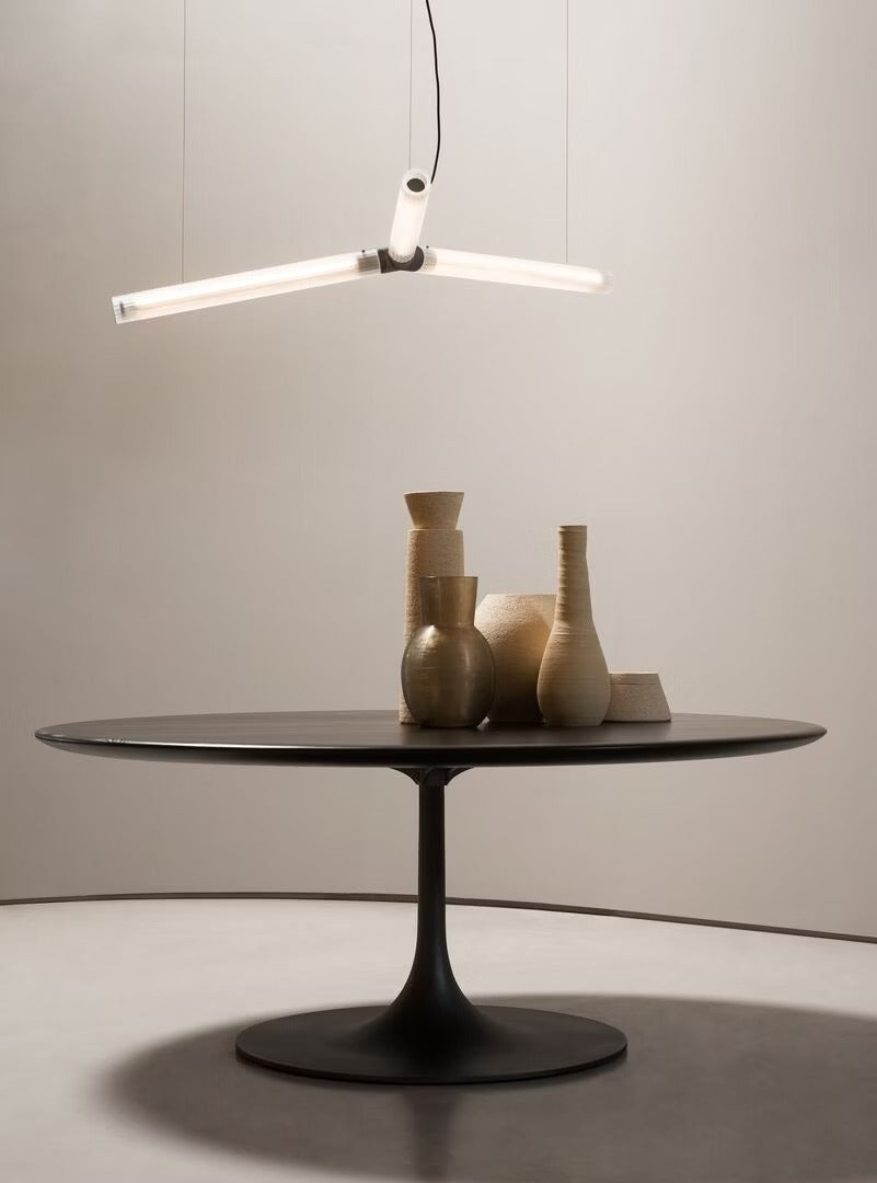 Bourgeois round dining table