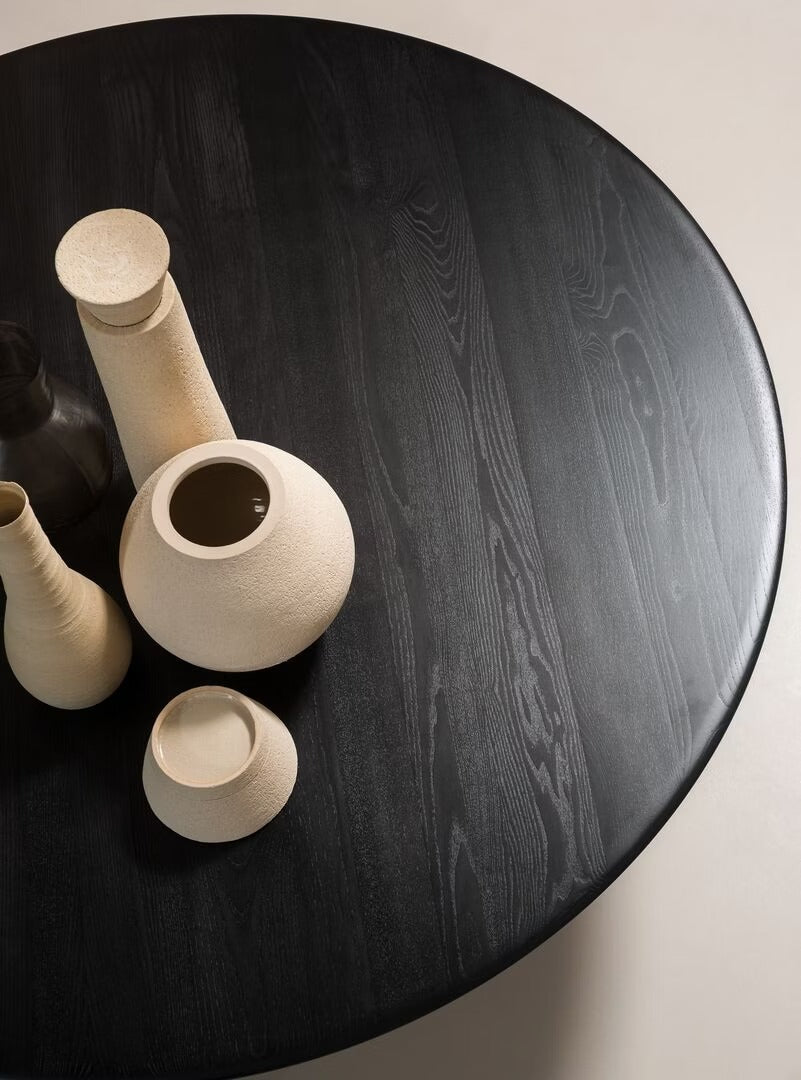 Bourgeois round dining table