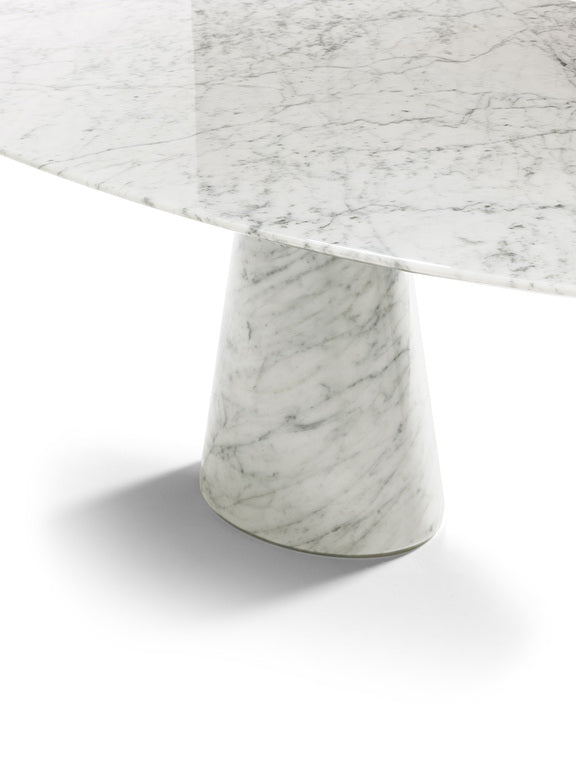Bourgeois oval dining table