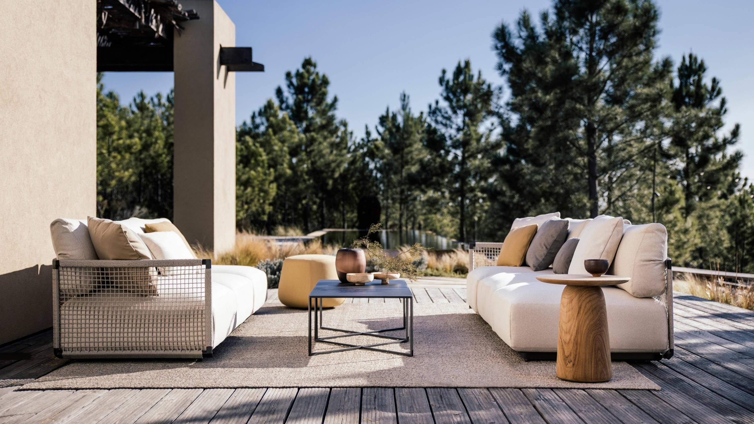 Dunes outdoor side table