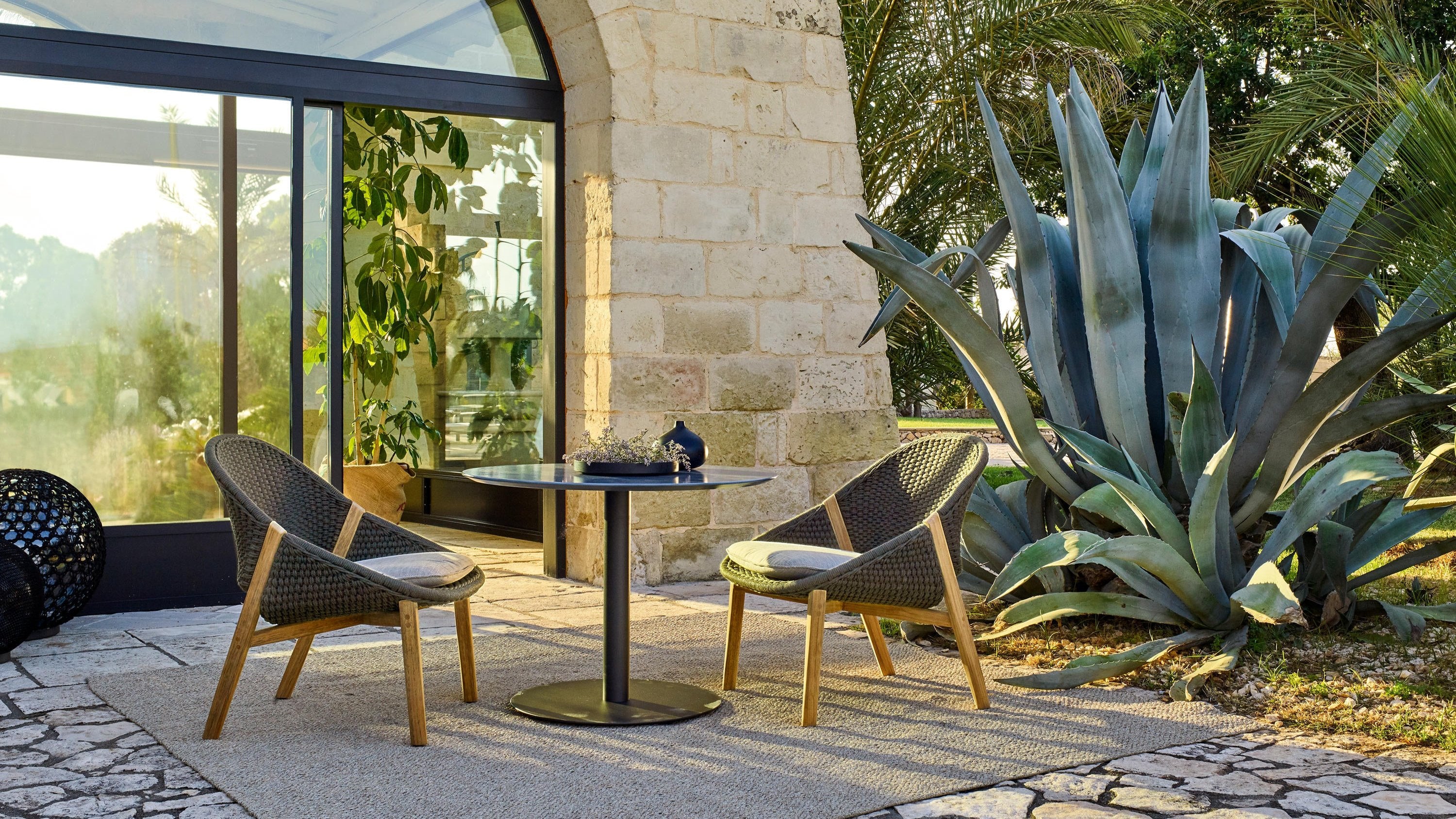 Sillón de exterior Elio  con respaldo bajo