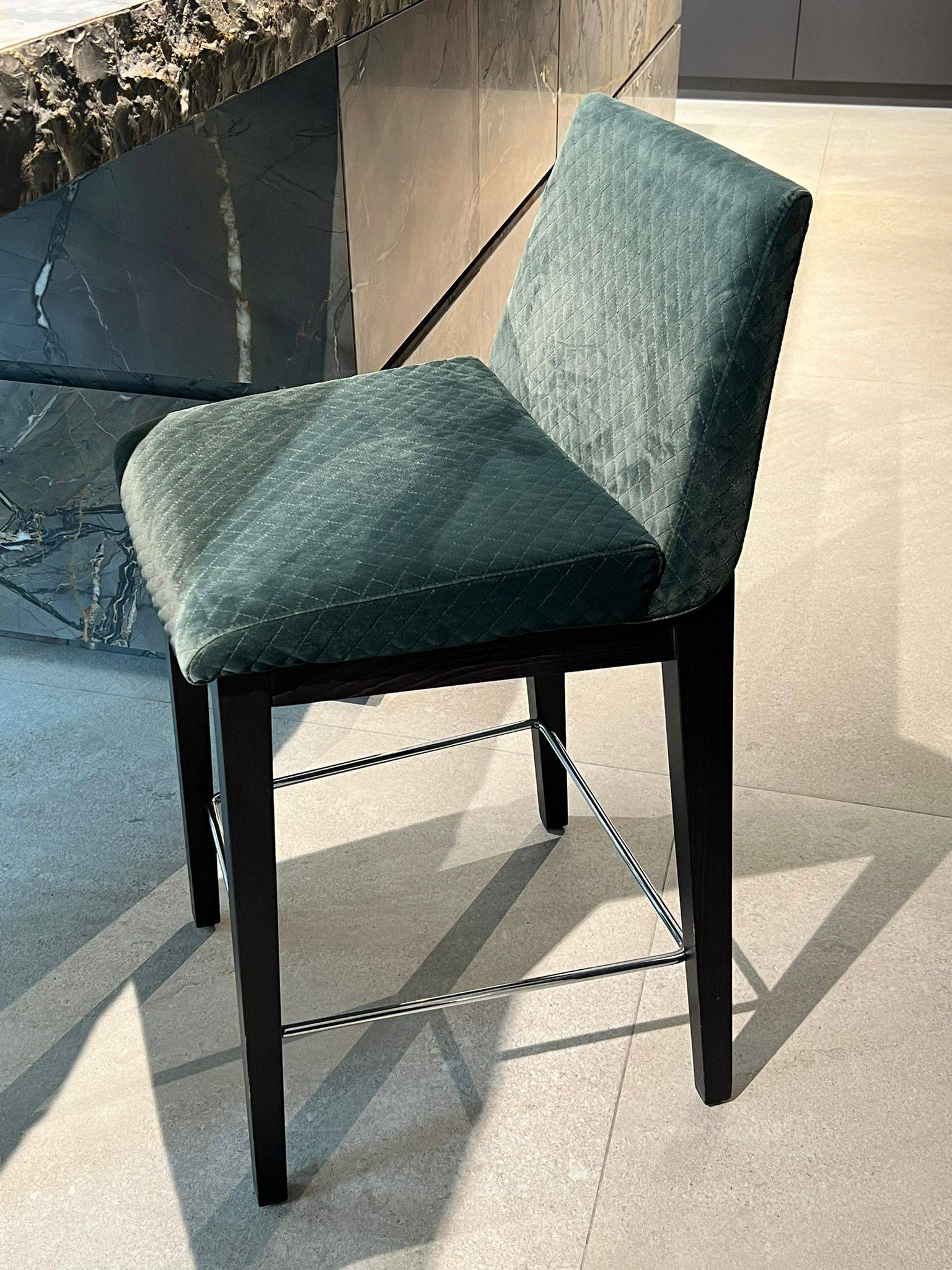 TABURETE 'FLICK' CAPDELL