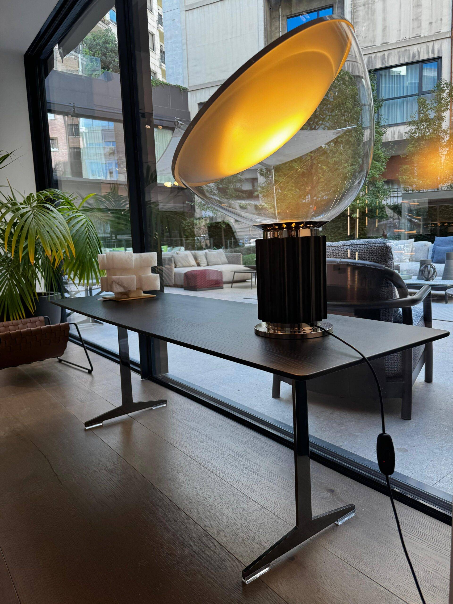 CONSOLA 'FLY' FLEXFORM