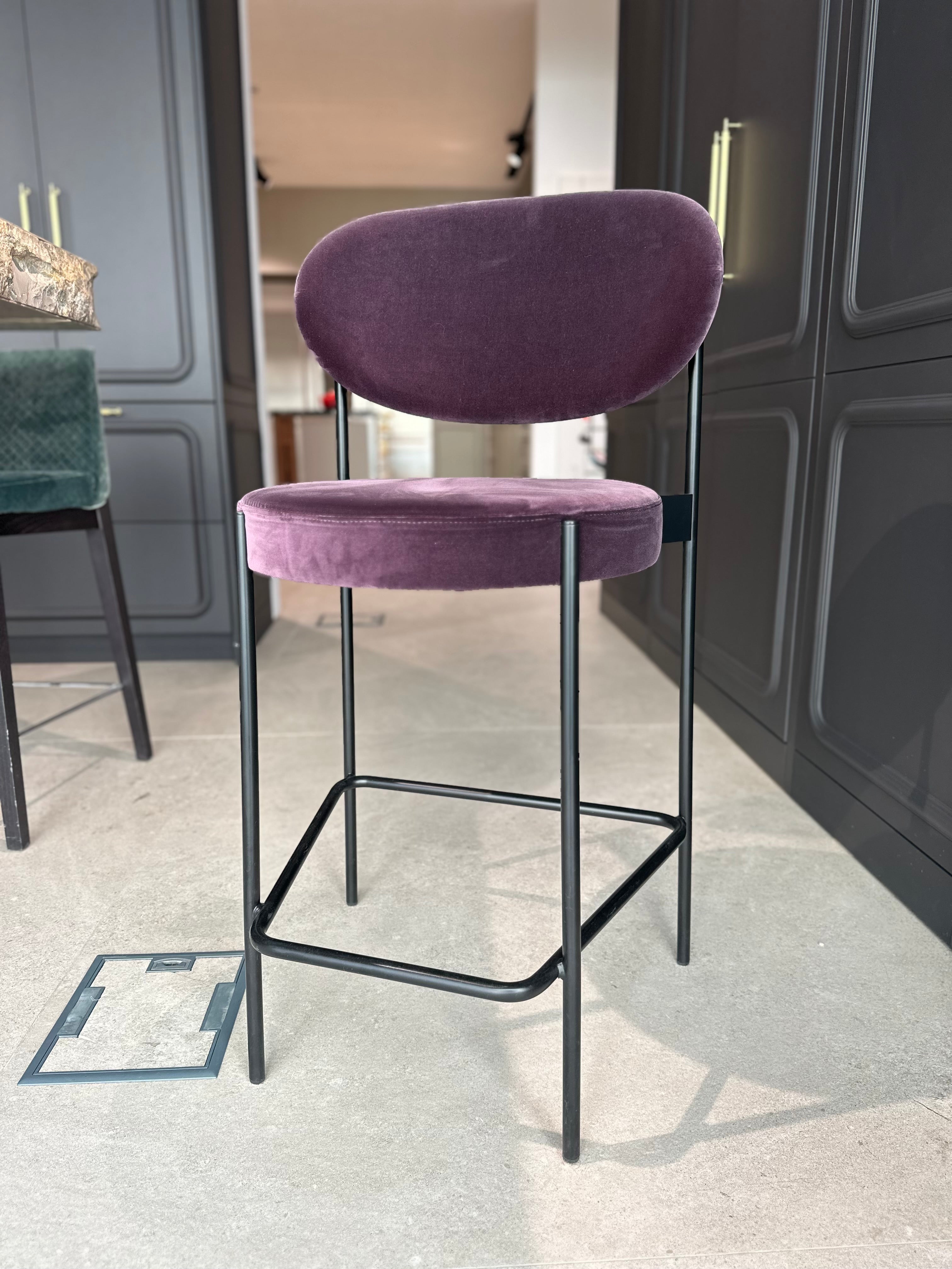 VERPAN 'SERIES 430' STOOL 