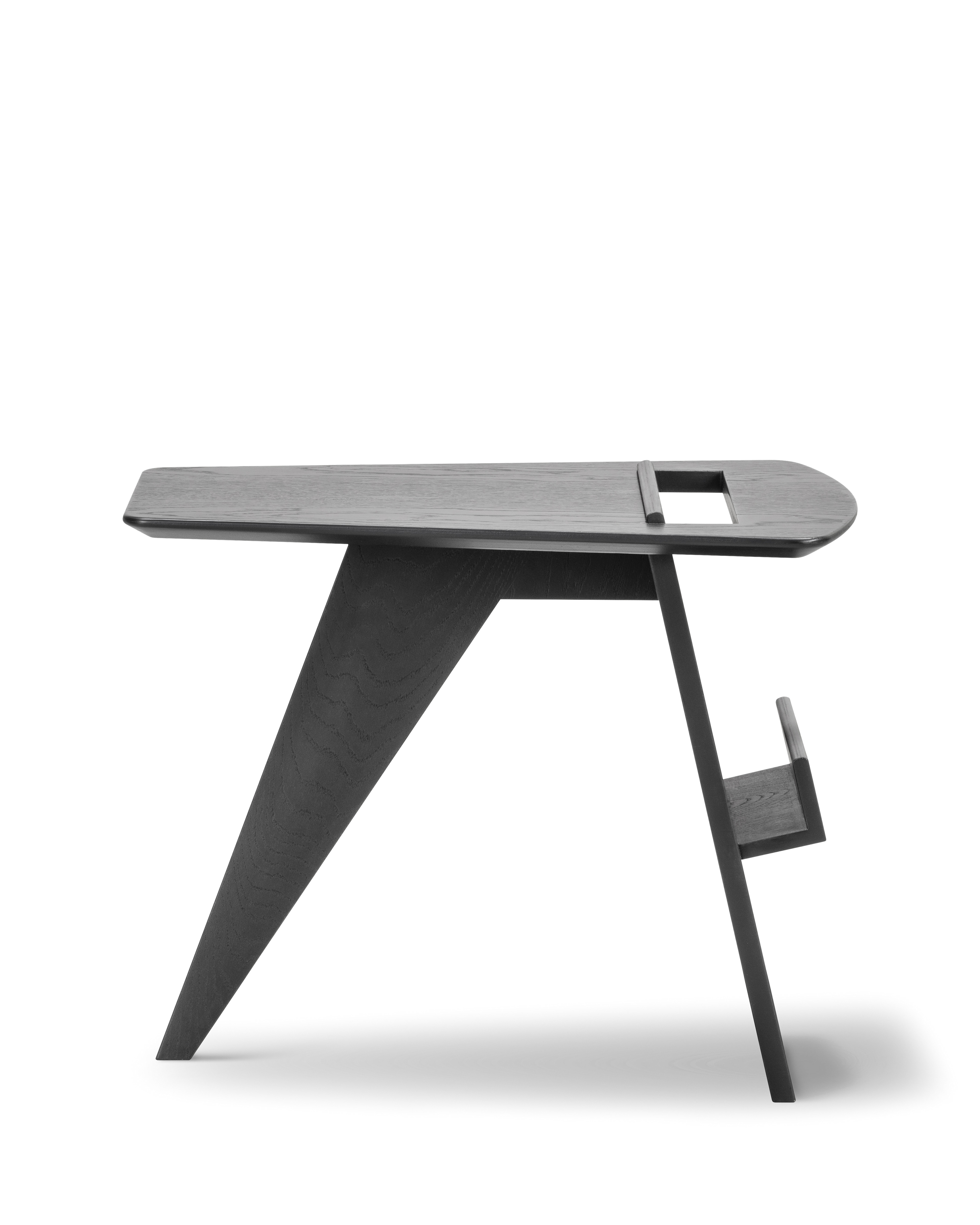 Mesa auxiliar Magazine