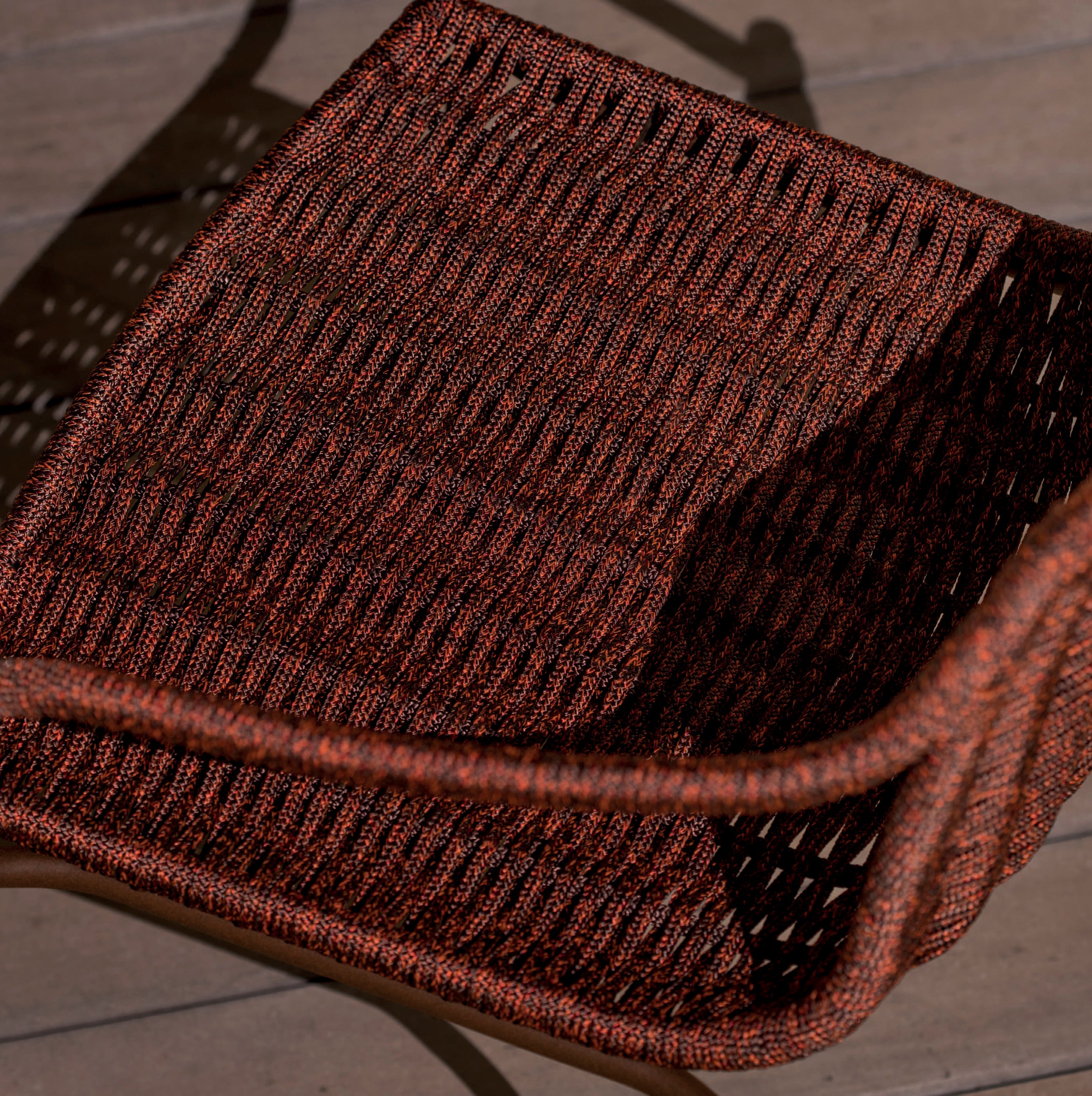 Lapala outdoor dining chair with armrests