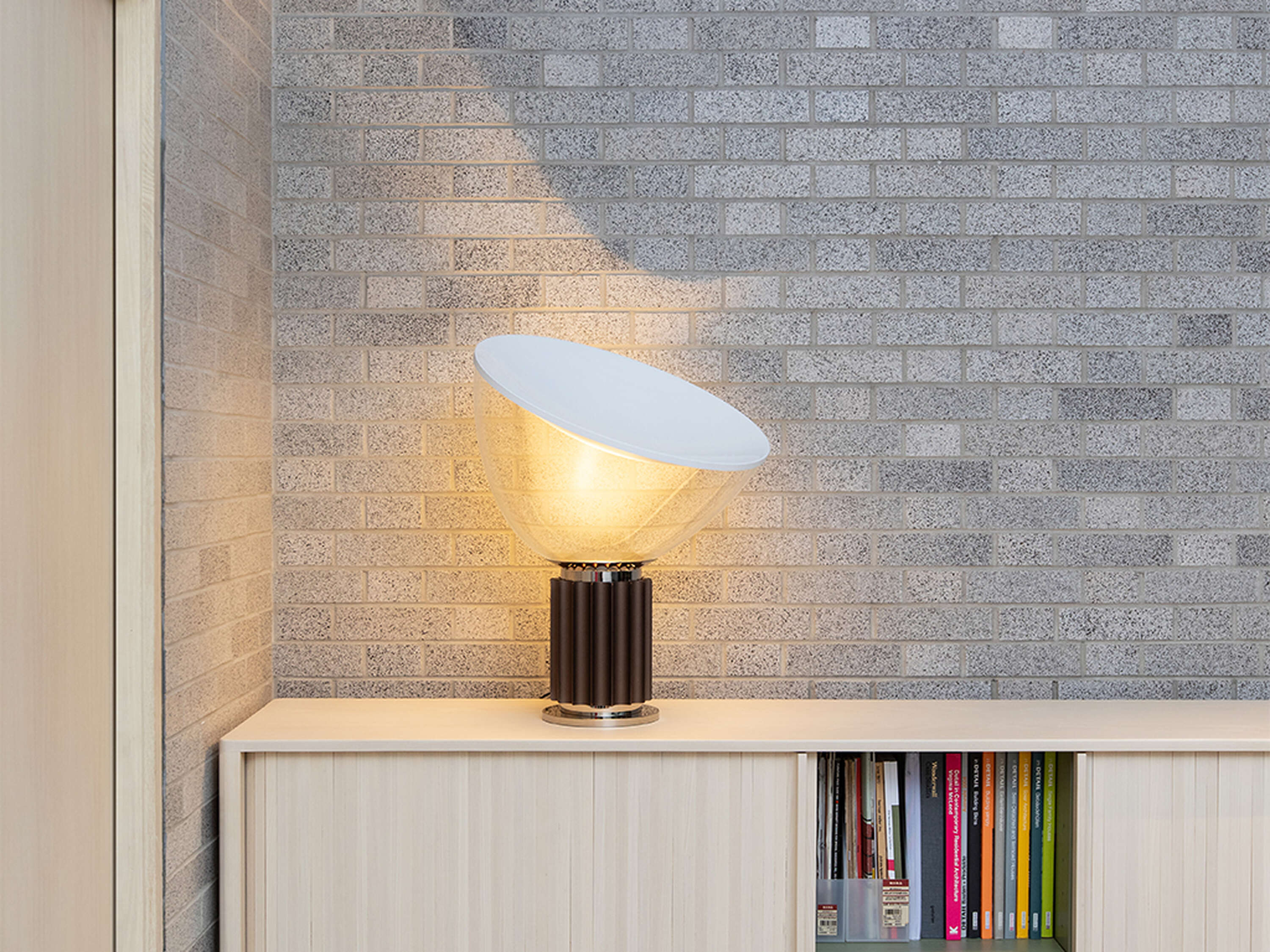 Taccia table lamp