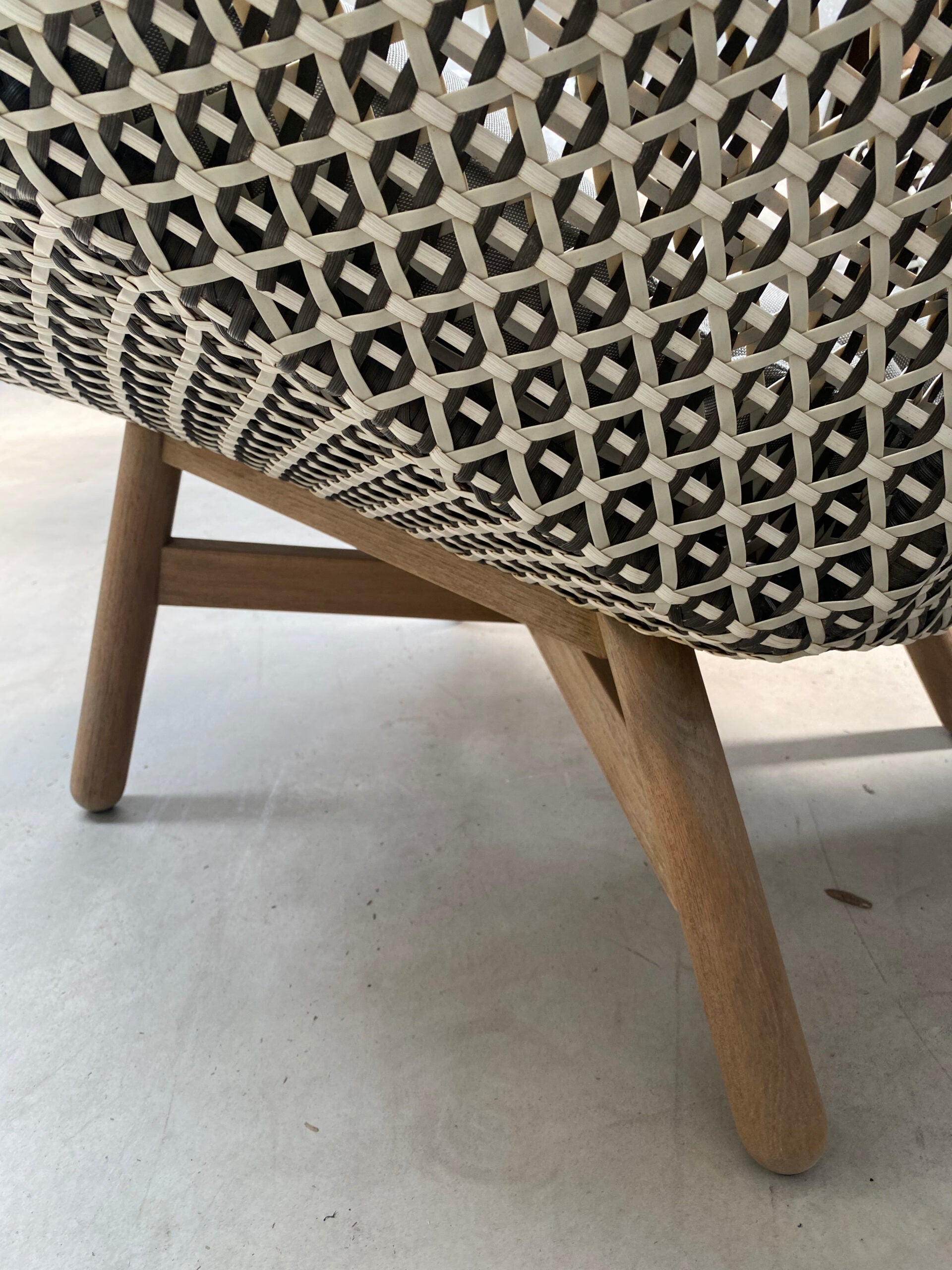 SILLÓN ‘MBRACE’ DEDON