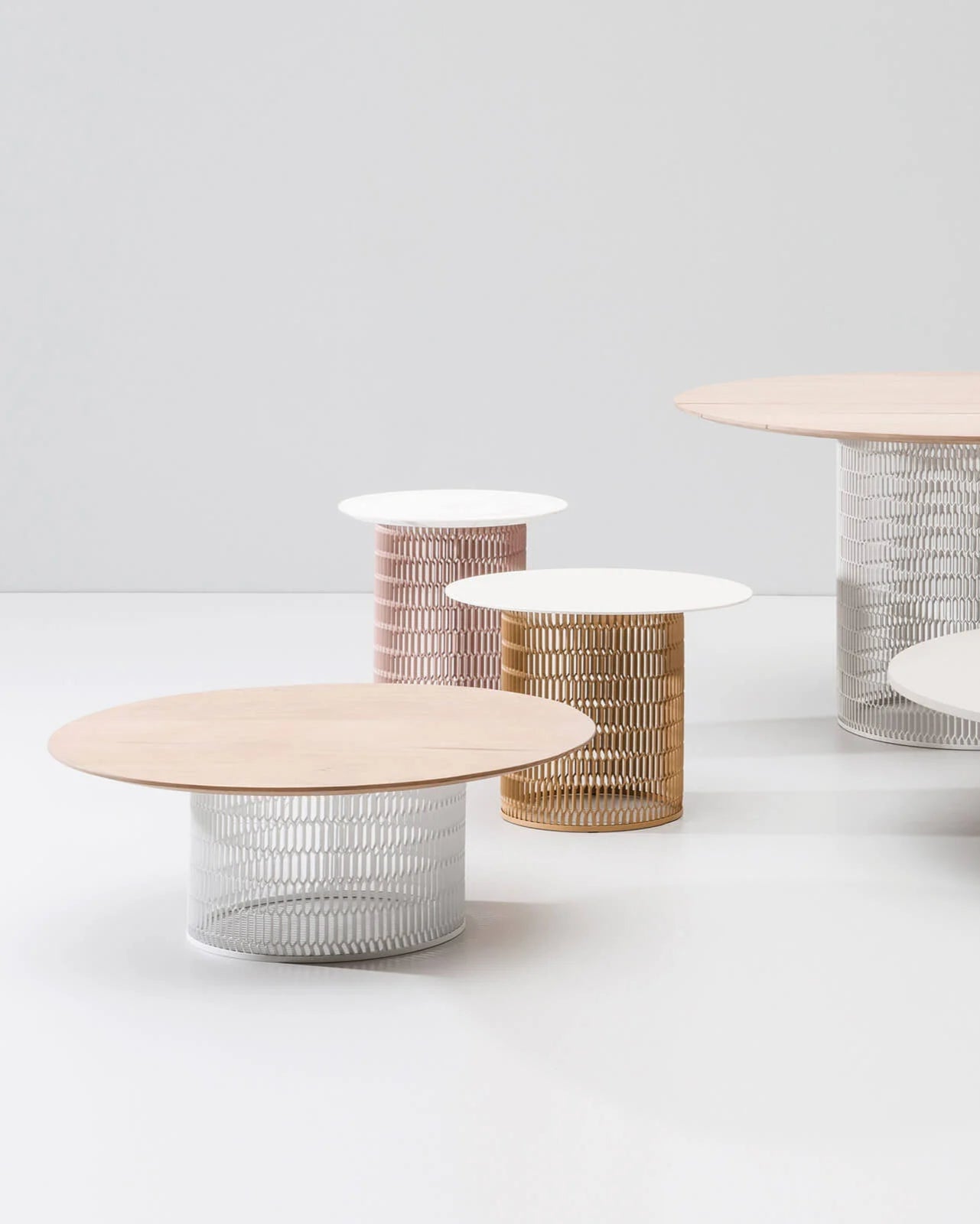 Mesa de comedor Mesh Ø135 | Superficie de aluminio