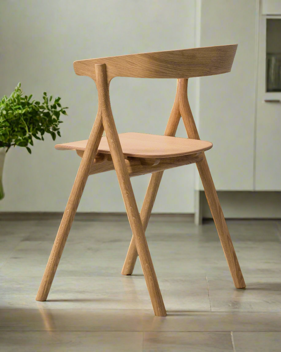 Yksi Dining Chair