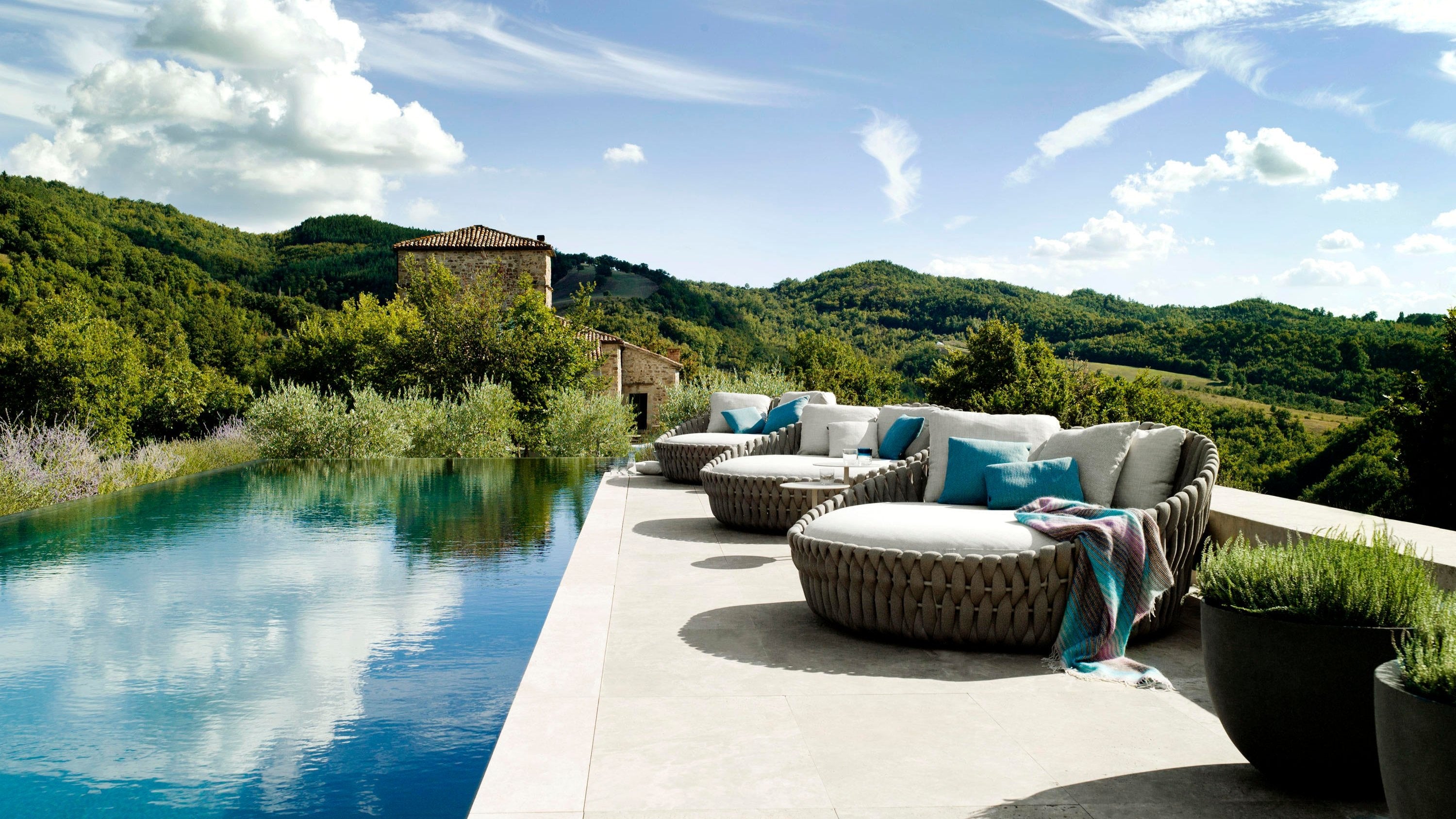 Tosca Outdoor Sofa Bed