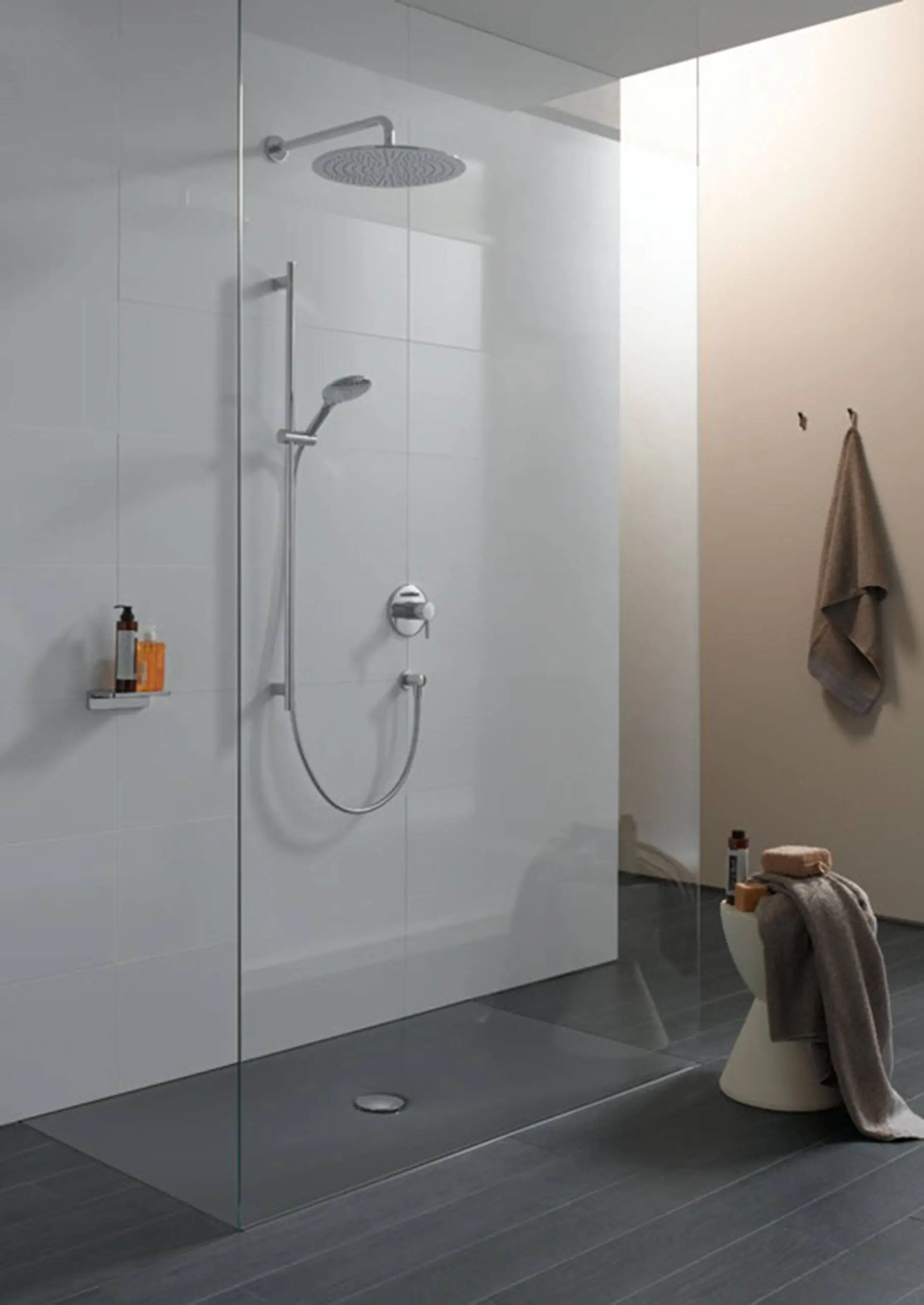 Duchas y platos de duchas que harán las delicias de los amantes del minimalismo, Gunni &amp; Trentino