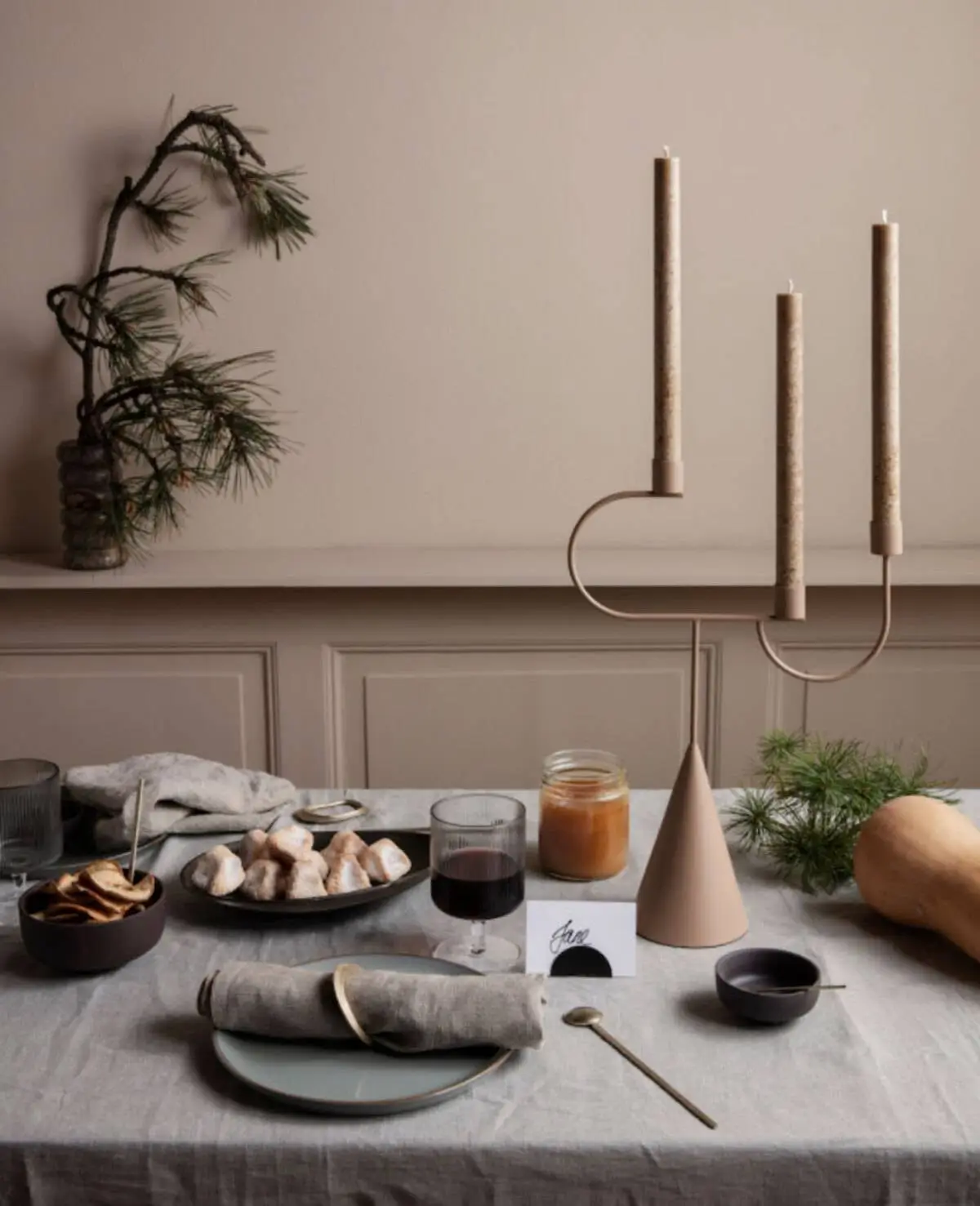 Cómo Ser el Anfitrión Perfecto en Navidad: Decoración y Mesa de Festejos, Gunni &amp; Trentino